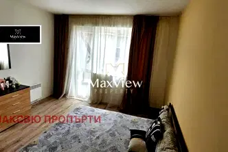 Двустаен апартамент с балкон в Бенковски, София