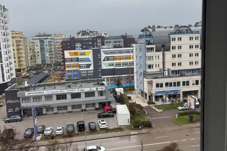 2-стаен апартамент с южно изложение в Борово, София