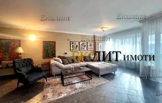 Просторен 4-стаен апартамент в Борово с две тераси