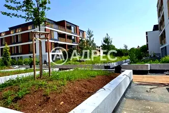 Тристаен апартамент в София, Бояна
