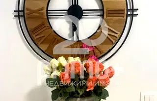Двустаен апартамент с тераса и гледка към планината в Бояна