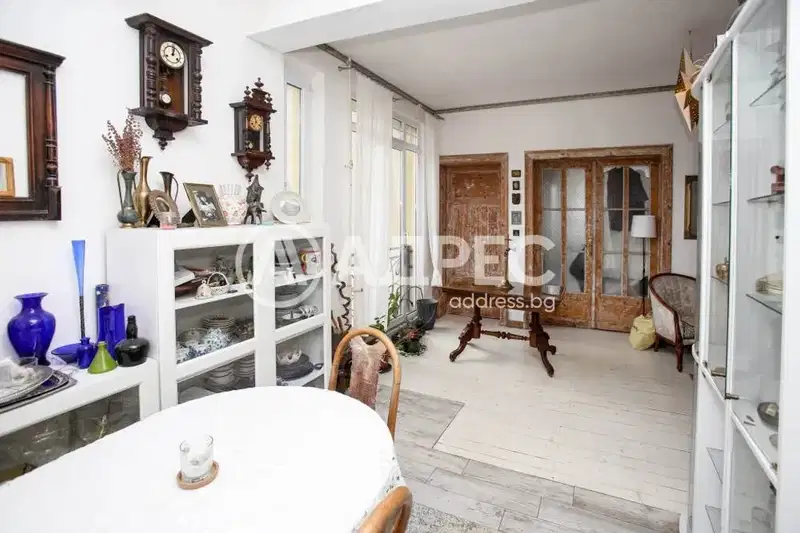 4-bedroom apartment in Sofiya, Centyr