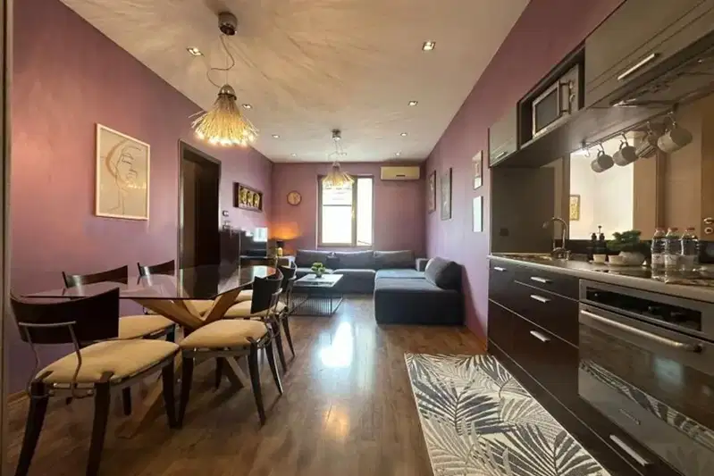 3-bedroom apartment in Sofiya, Centyr