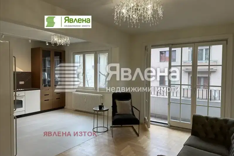 apartment in Sofiya, Doktorski Pametnik