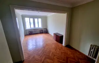 Двустаен апартамент с паркомясто в Докторски паметник, София