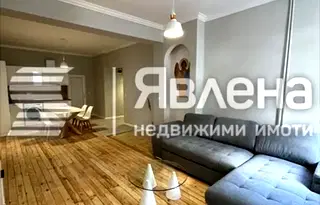 Тристаен апартамент с южна дневна в Докторски паметник, София