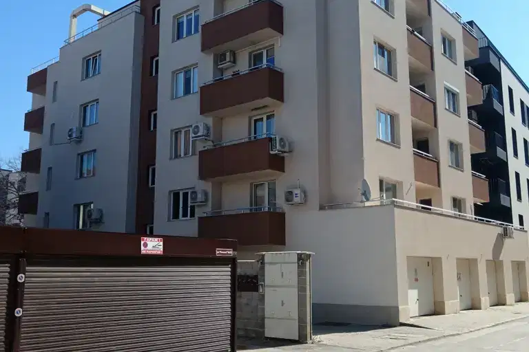 2-bedroom apartment in Sofiya, Drujba 1