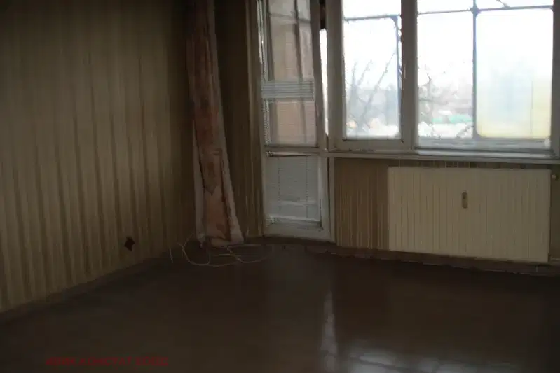 Апартамент 1-стаен в Фондови жилища с тераса в София