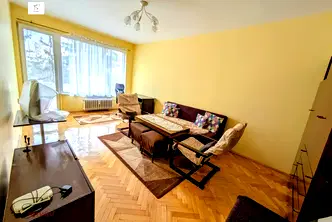 Двустаен апартамент 65 кв.м в Хиподрума с асансьор