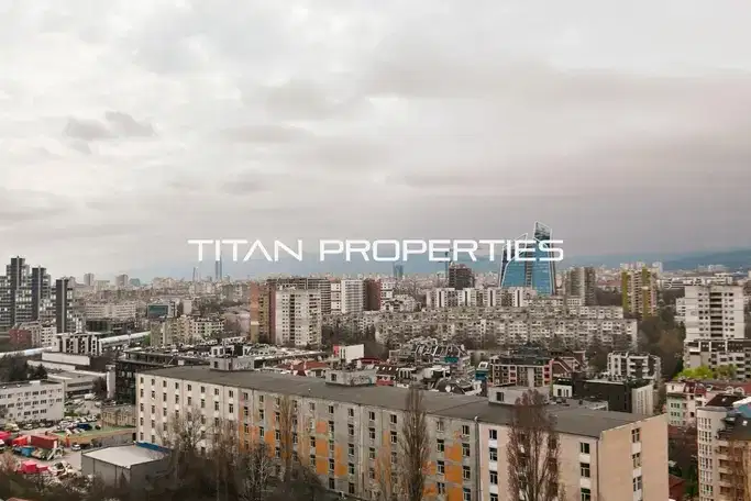 Многостаен апартамент с две тераси в Изгрев, София