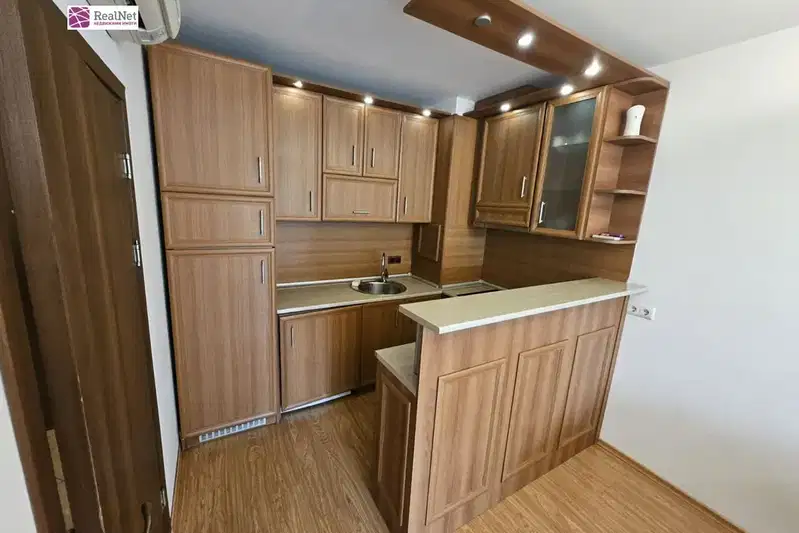 Three-room apartment with balcony in Iztok district, Sofia