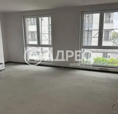 Снимка 3 — Тристаен апартамент в Кръстова вада с две тераси