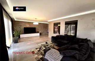 Тристаен апартамент в Кръстова вада с асансьор и паркомясто