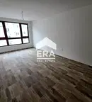 Двустаен апартамент в Обеля 1 с балкон и асансьор