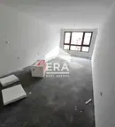 Тристаен апартамент в Обеля 1 с балкон и асансьор