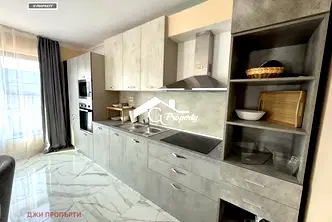 Тристаен апартамент с паркомясто в Овча купел 1, София