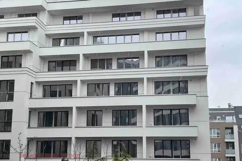 Three-room apartment in Ovcha kupel with new-build