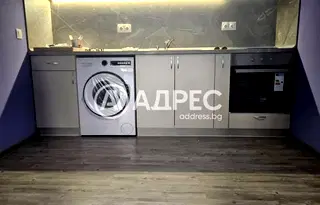 Двустаен апартамент в Редута с балкон и асансьор