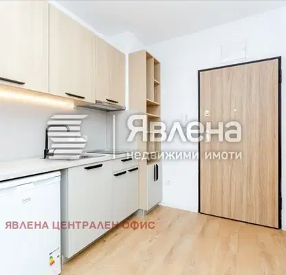 Снимка 3 — Двустаен апартамент в Студентски град с две тераси