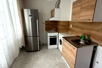 Апартамент 2-стаен в Света Троица с тераса и асансьор