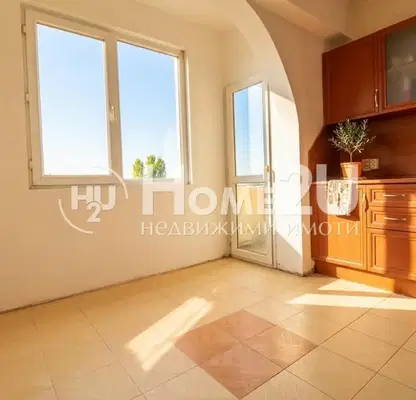 Photo 4 — 2-bedroom apartment in Sofiya, Tolstoi