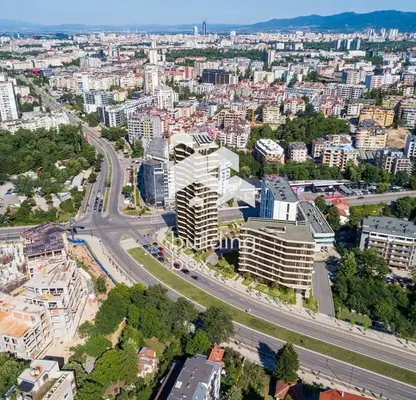 Снимка 2 — Тристаен апартамент в София, Витоша