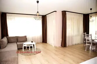 Тристаен апартамент с две тераси в кв. Витоша, София
