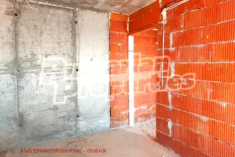 Просторен 3-стаен апартамент в Зона Б-19, София с асансьор