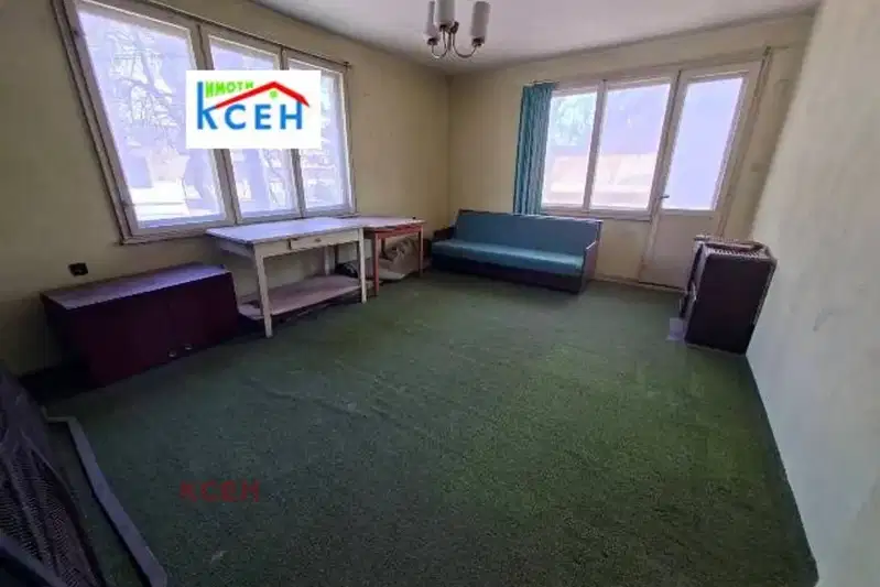 4-bedroom apartment in Tyrgovishte, Centyr