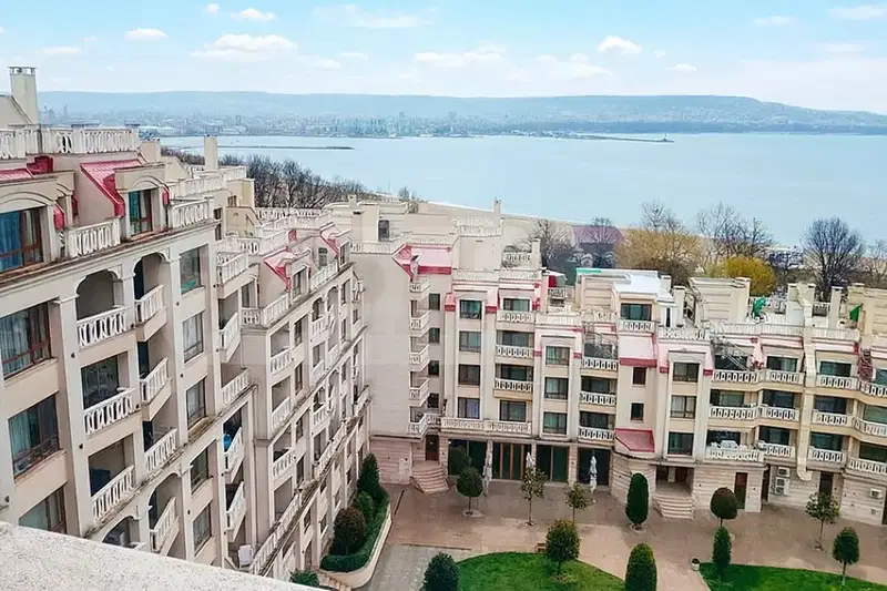 3-bedroom apartment in Varna, Asparuhovo
