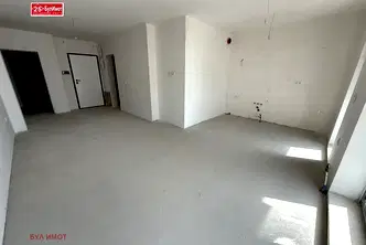 Двустаен апартамент с гараж в Бриз, Варна, с морска панорама