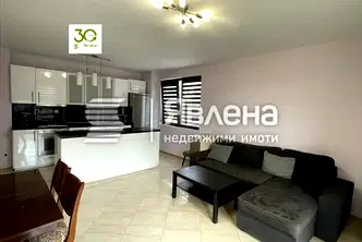 Тристаен апартамент във Варна, Бриз