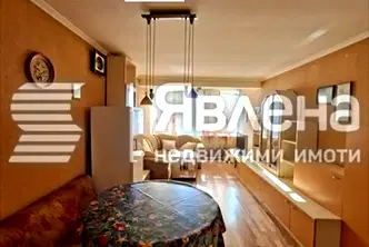 Двустаен апартамент с две тераси в Бриз, Варна