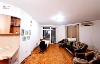 Тристаен апартамент с голяма тераса в Бриз, Варна