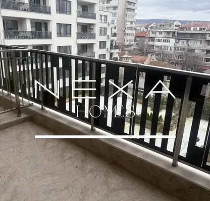 Снимка 5 — Двустаен апартамент в центъра на Варна с тераса