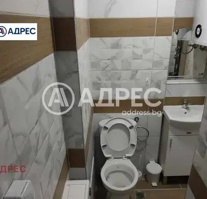 Снимка 3 — Двустаен апартамент с тераса и морска панорама в Център, Варна