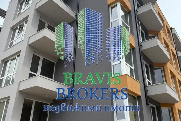 Two-room apartment in Tsveten kvartal, Varna with terrace