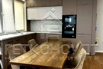 Просторен 3-стаен апартамент в Цветен квартал, Варна с тераса