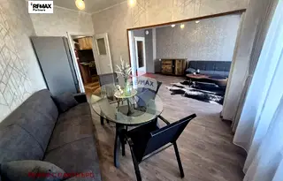 Тристаен апартамент с две тераси в Конфуто, Варна