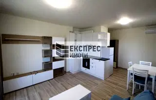 Едностаен апартамент в Левски, Варна с тераса