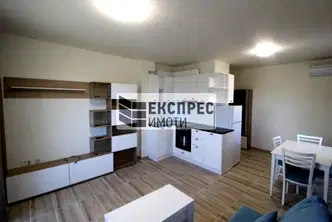 Едностаен апартамент в Левски, Варна с тераса