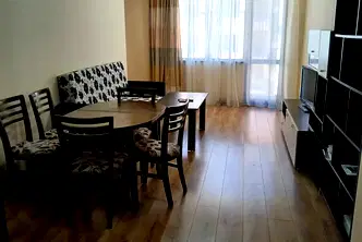 Просторен 3-стаен апартамент в Левски 1, Варна с две тераси