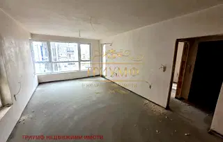 Тристаен апартамент с тераса в Младост 2, Варна
