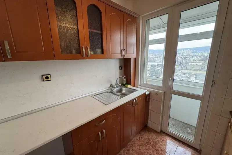 Three-room apartment with sea view in Neptun, Varna