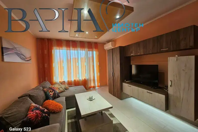 Three-room apartment with 2 terraces in Generali area, Varna