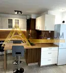 Двустаен апартамент на последен етаж в Победа, Варна