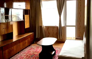Тристаен апартамент с тераса в Погреби, Варна