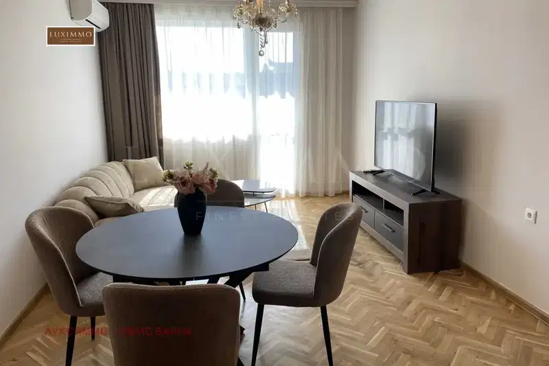 Тристаен апартамент с две тераси в Спортна зала, Варна