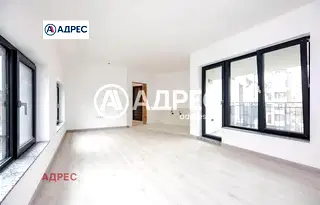 Двустаен апартамент в Трошево, Варна с асансьор