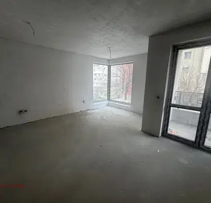 Снимка 2 — Двустаен апартамент 68 кв.м. във Варна, Владислав Варненчик